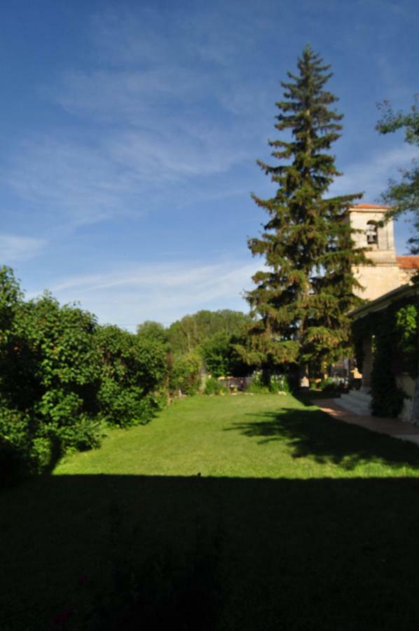 Villa El Jardin De Manuela Santibanez del Val Esterno foto